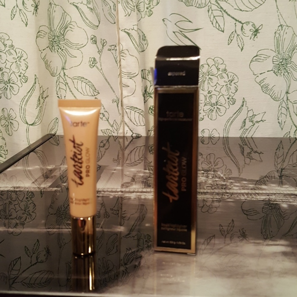 Tarte pro glow